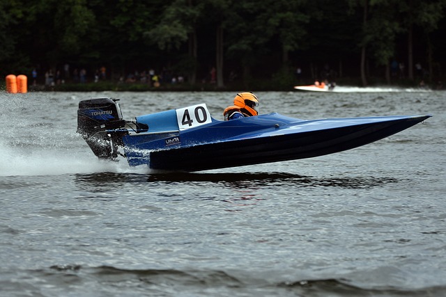 真的忍不下去了！球王打架什么水平？网友：那当然也是球王水平！.