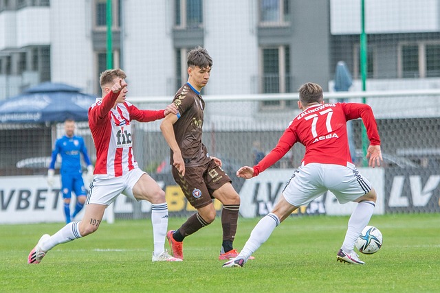 福克斯只需 福克斯只需