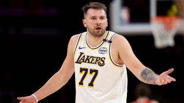 挡阿伦在篮 挡阿伦在篮